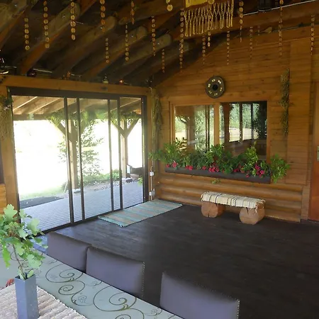 Viesu Maja Forrest Vakantiehuis *
